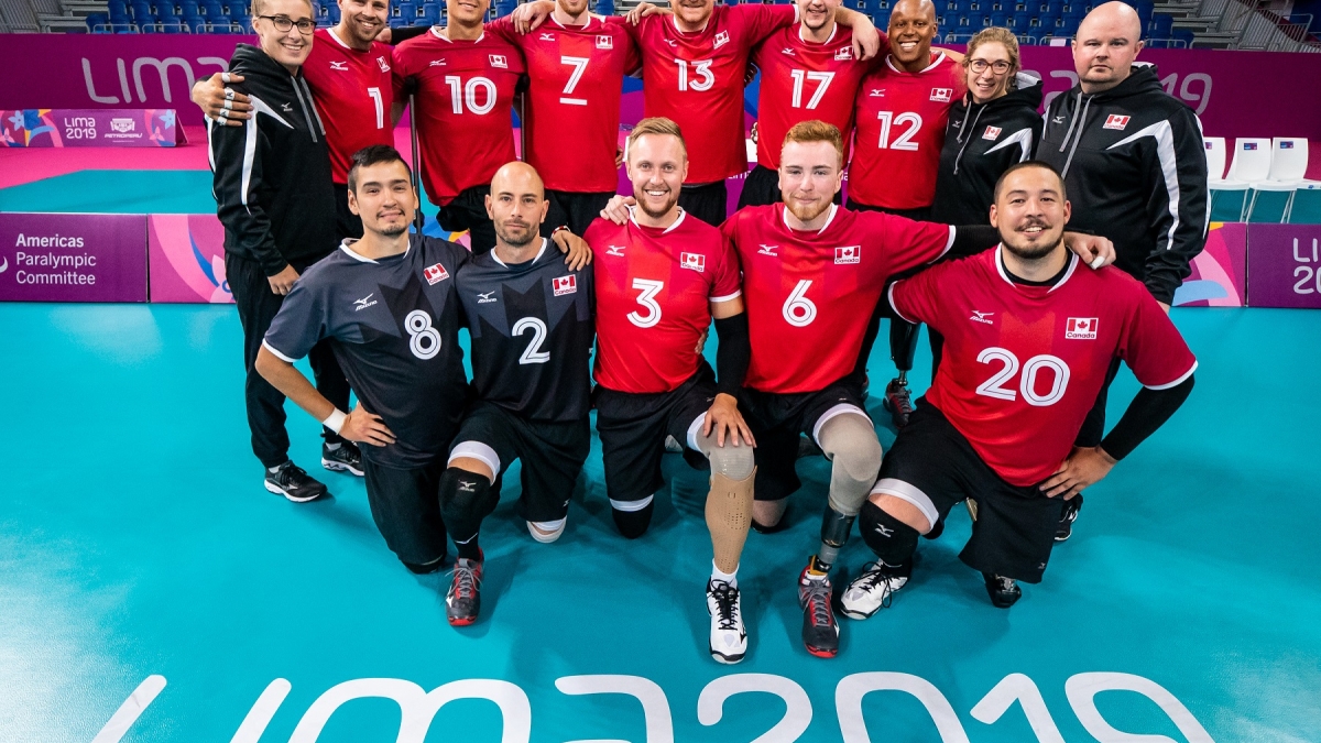 The Canadian men's sitting volleyball team after winning the bronze medal at Lima 2019. 