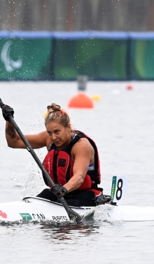 Brianna Hennessy competes in para canoe