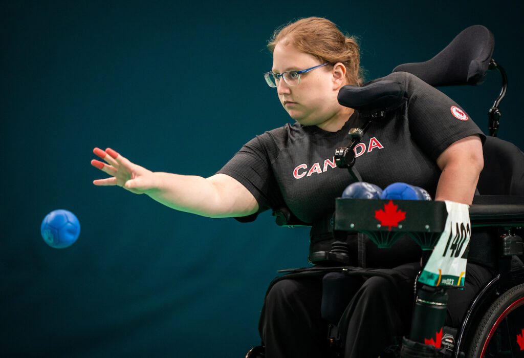 Alison Levine throws the ball in boccia play at Santiago 2023