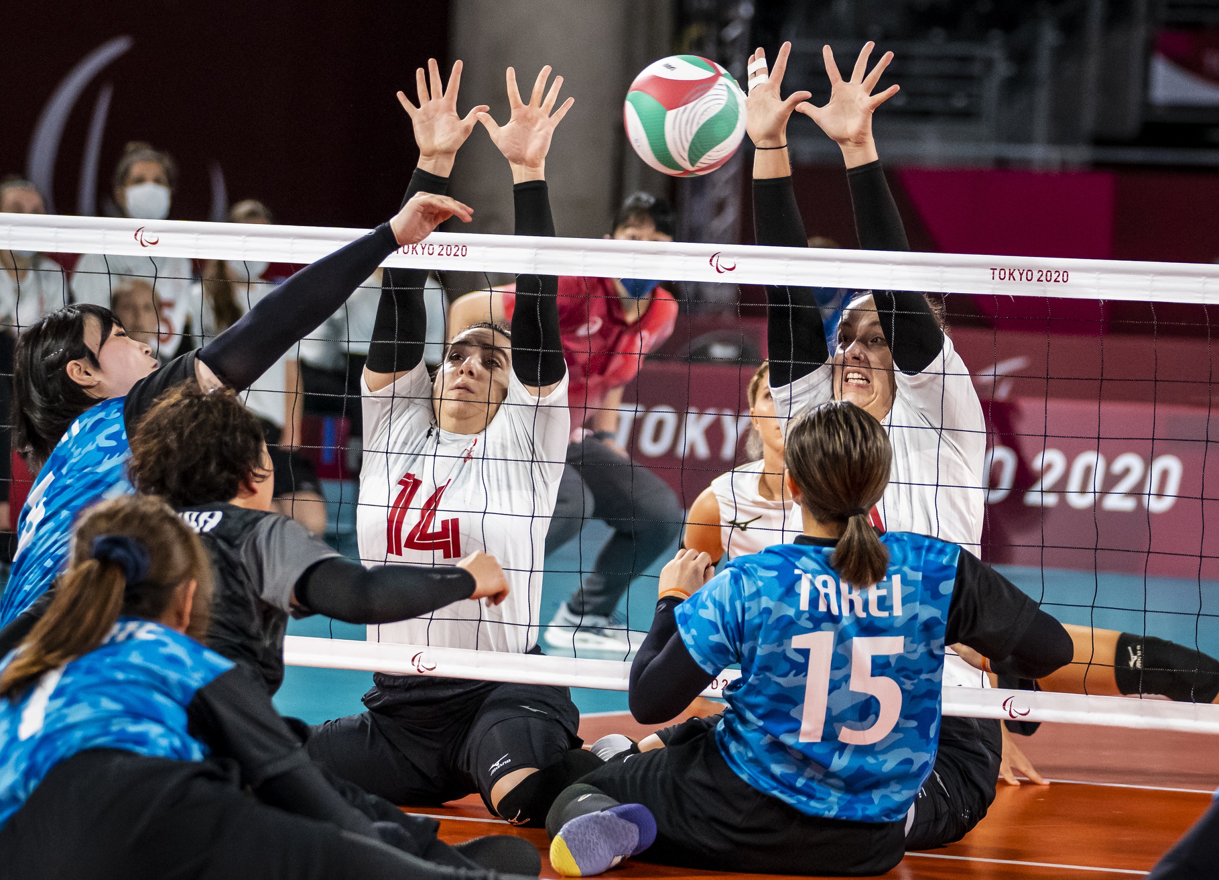 Tokyo2020_SittingVolleyball-1202763_0.jpg