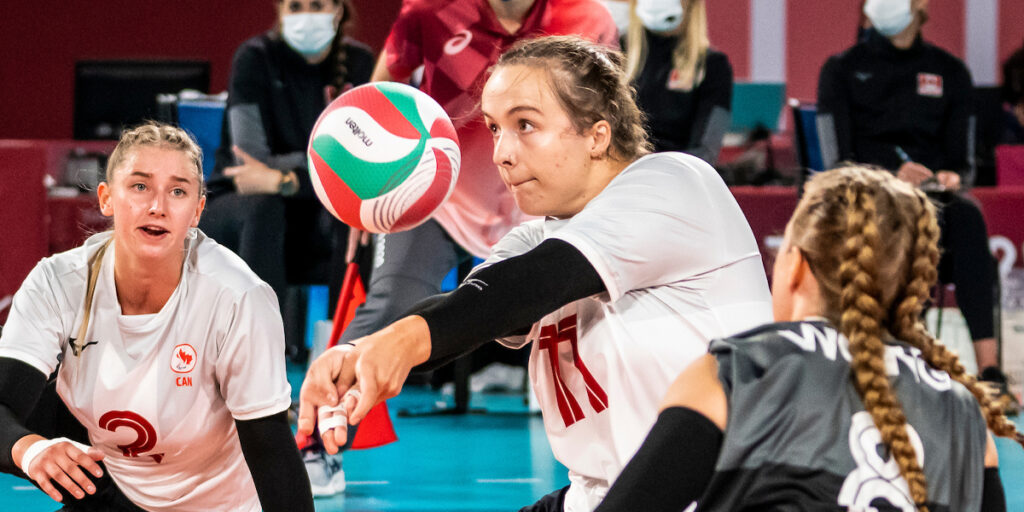 Heidi Peters competing at the Tokyo 2020 Paralympics. | Heidi Peters aux Jeux paralympiques de Tokyo 2020.