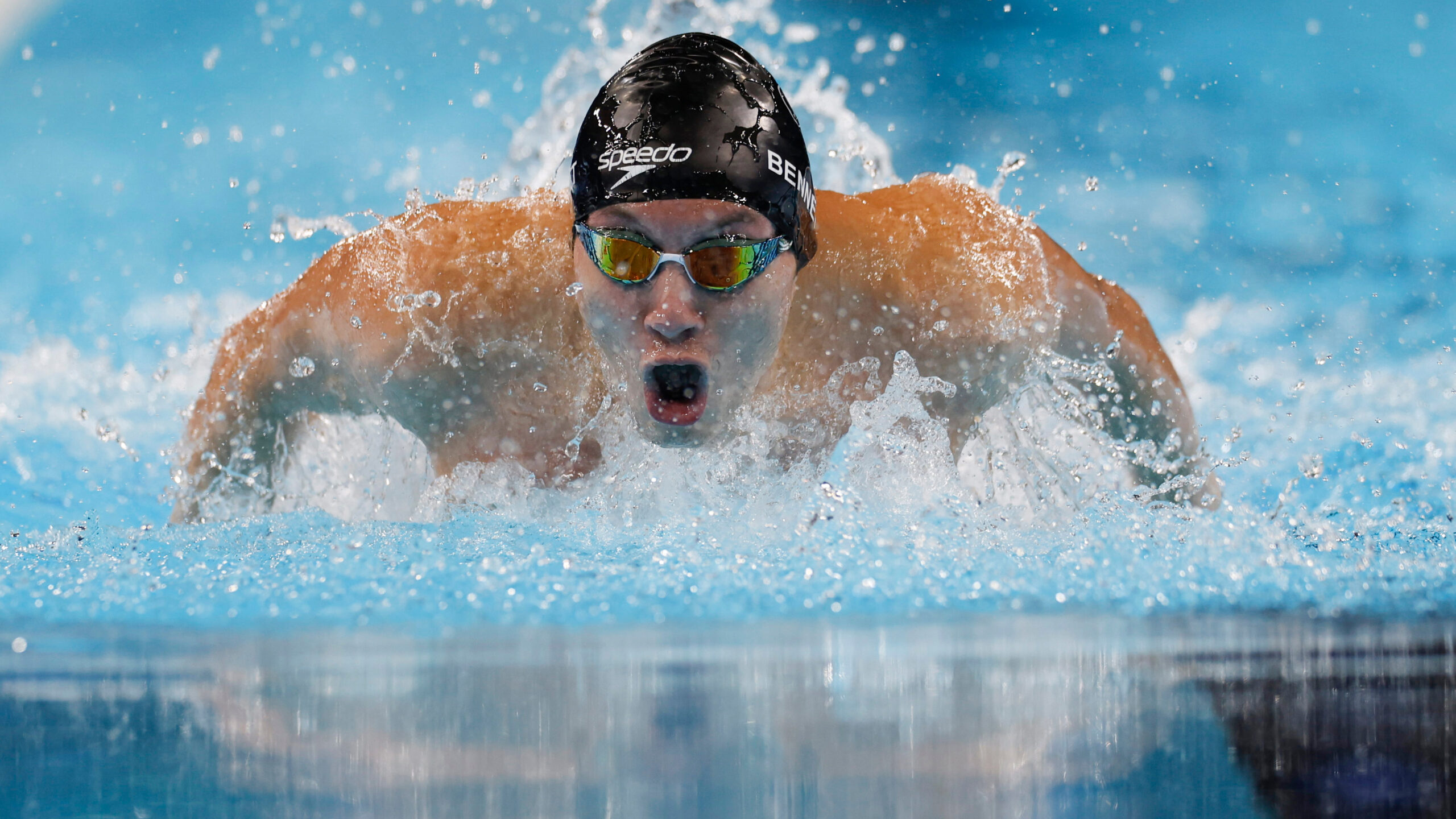 Nicholas Bennett swimming, mid breath